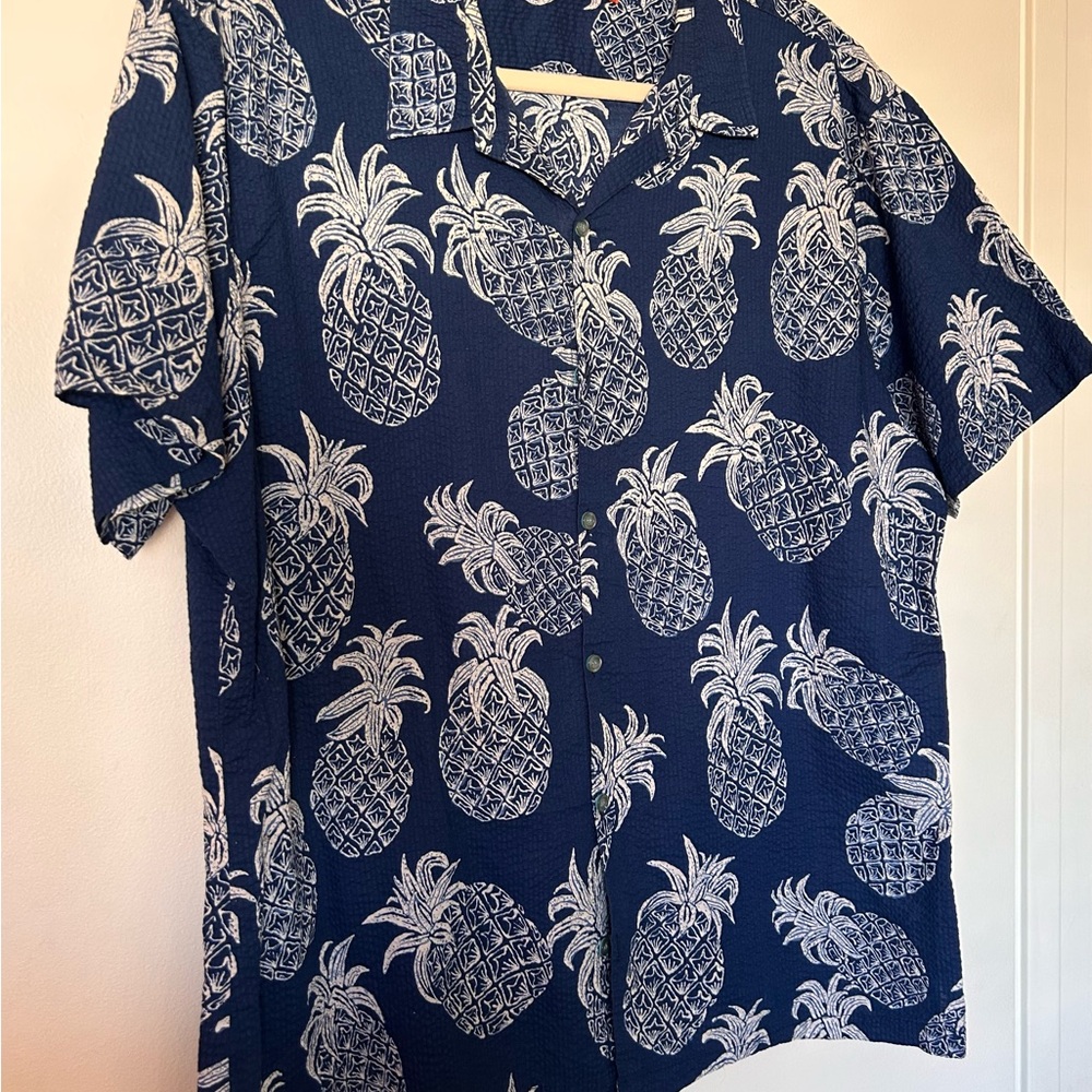 Tori Richard Blue and White Pineapple Print Shirt